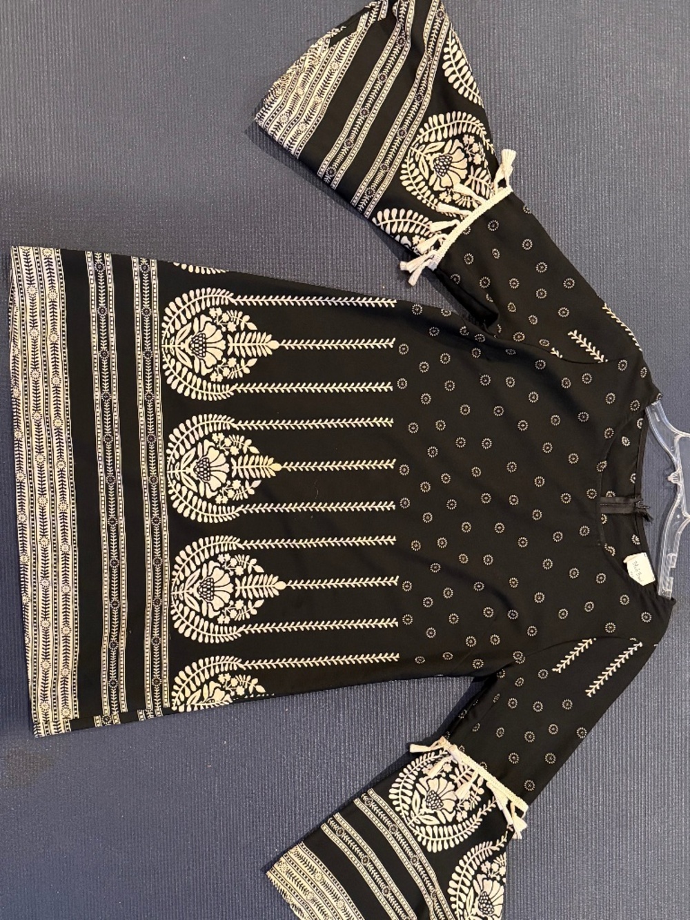 NWOT - ENGINEERED ETHNIC PATTERN MINI DRESS